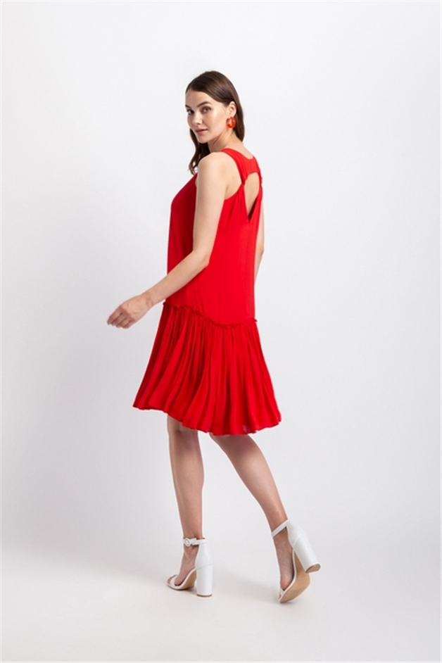 Sırt Dekolteli Eteği Fırfırlı Elbise Kırmızı