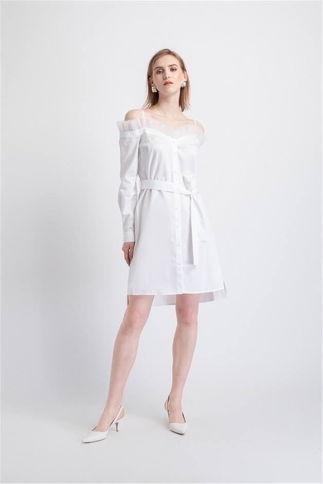 Yaka Ve Omuz Tül Detaylı, Düğmeli Elbise Beyaz